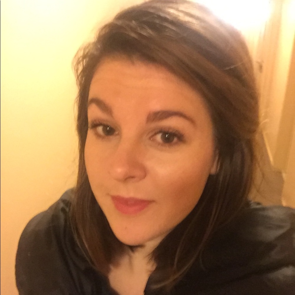 Meet your Posher, Jennifer